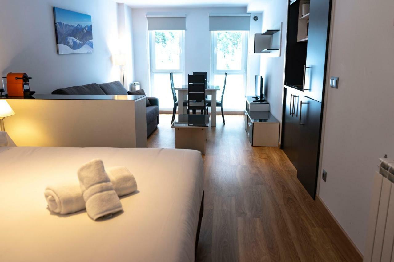 Luxury The Lodge Arinsal Ribasol Park Eksteriør billede