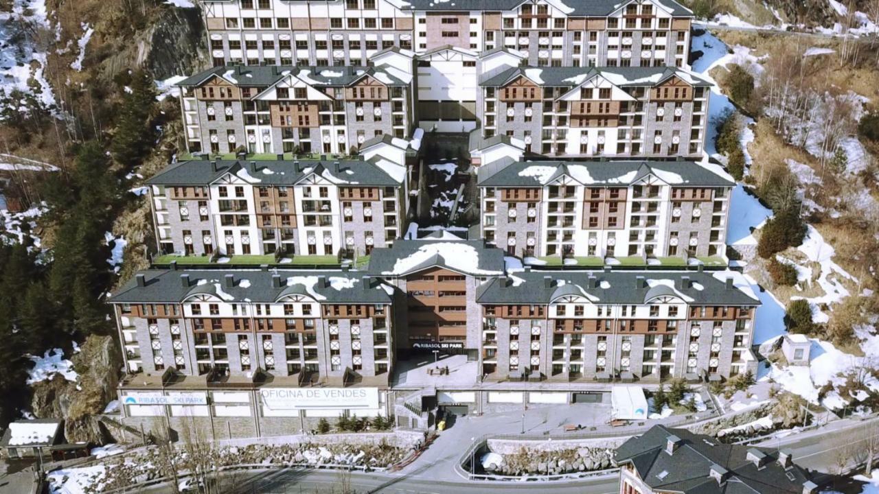 Luxury The Lodge Arinsal Ribasol Park Eksteriør billede